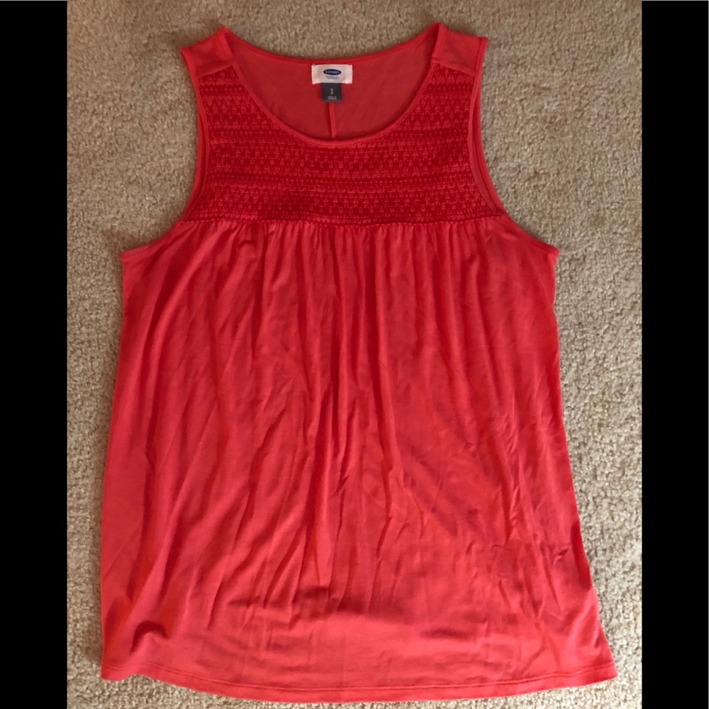 Juniors coral tank top
